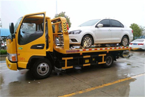 右江附近拖车救援24小时服务热线